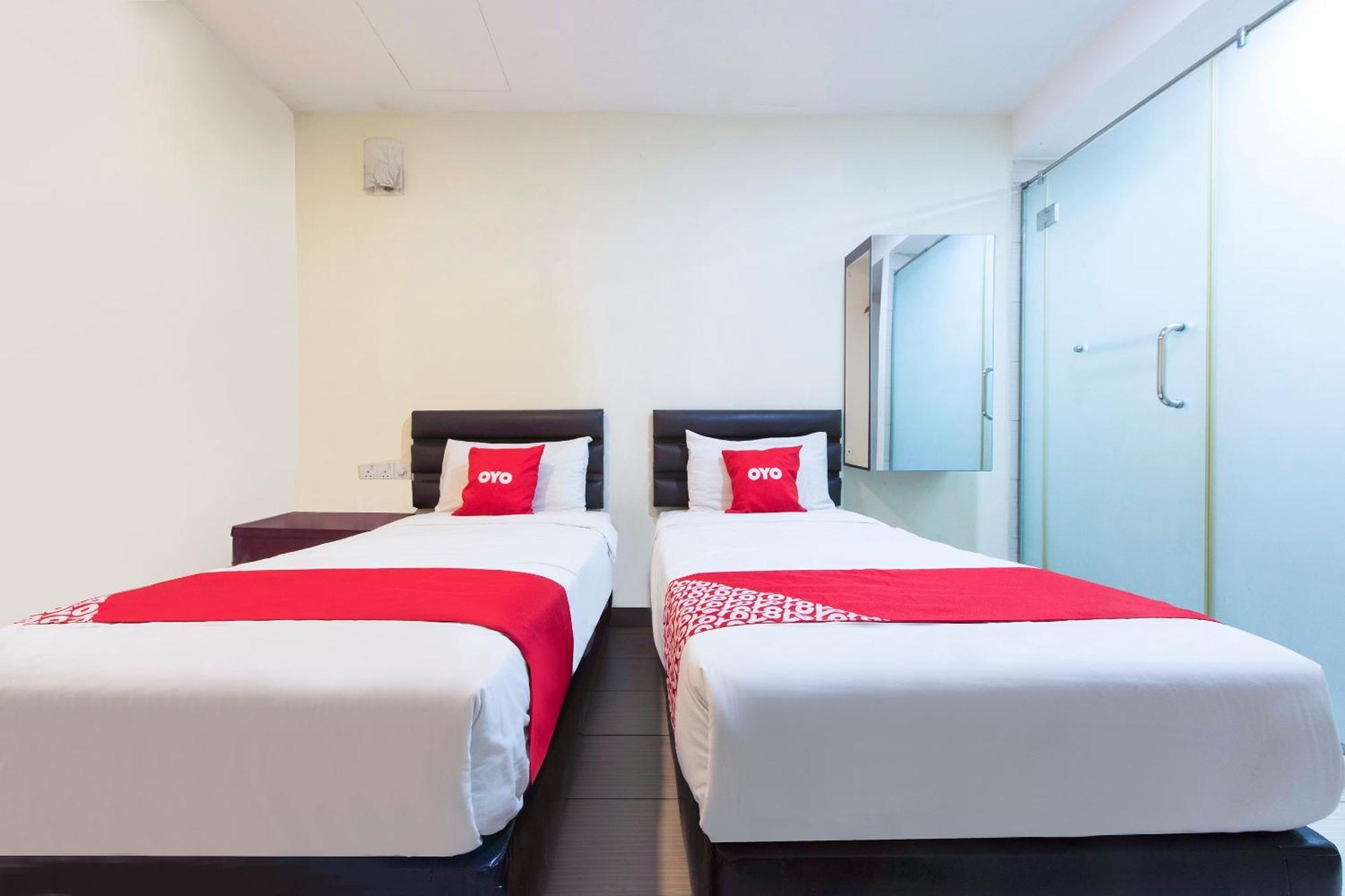 Super Oyo 90385 H3 Hotel Yong Peng Экстерьер фото